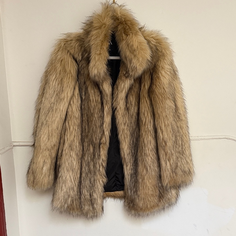 Zara Women's Faux Fur Jacket
